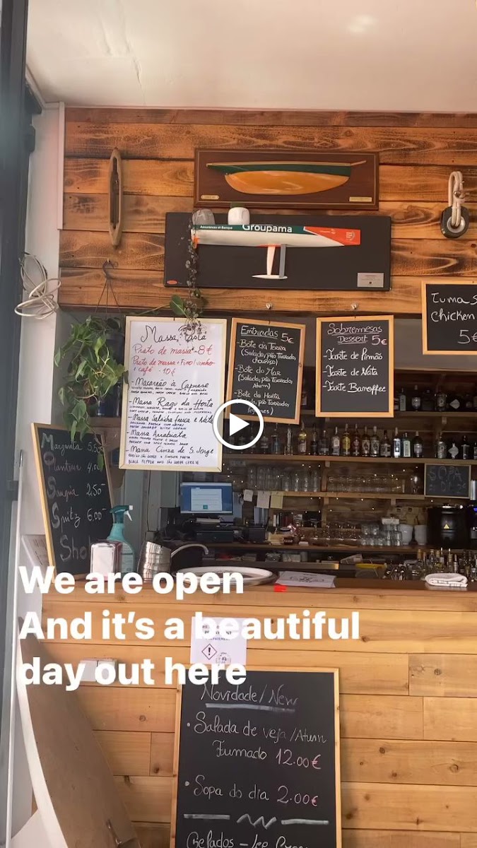 Bar Do Clube Naval Da Horta-2